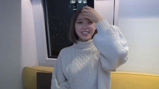 财经院校高顔值美女与学长酒店偷情啪啪自拍流出